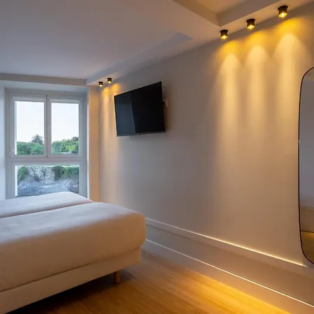 Apartamentos&spa Mundakaport מלון דירות